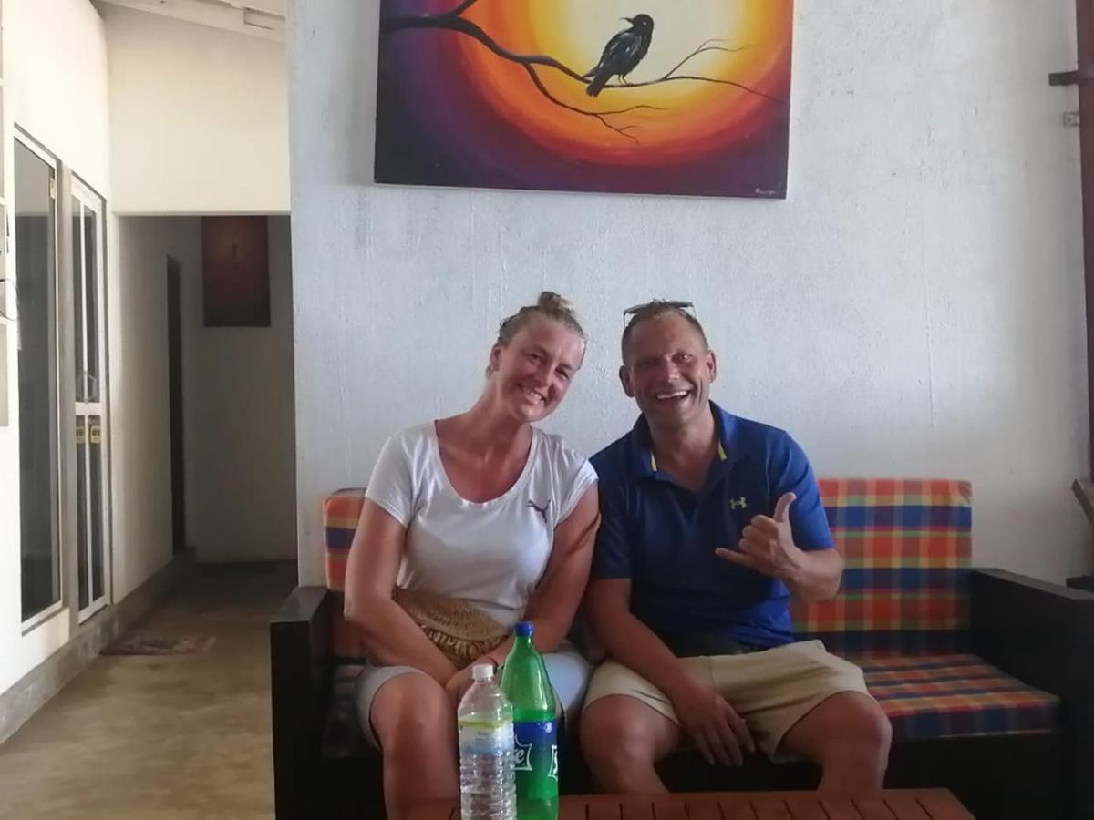 Happy Beach Villa Resort Unawatuna Ngoại thất bức ảnh