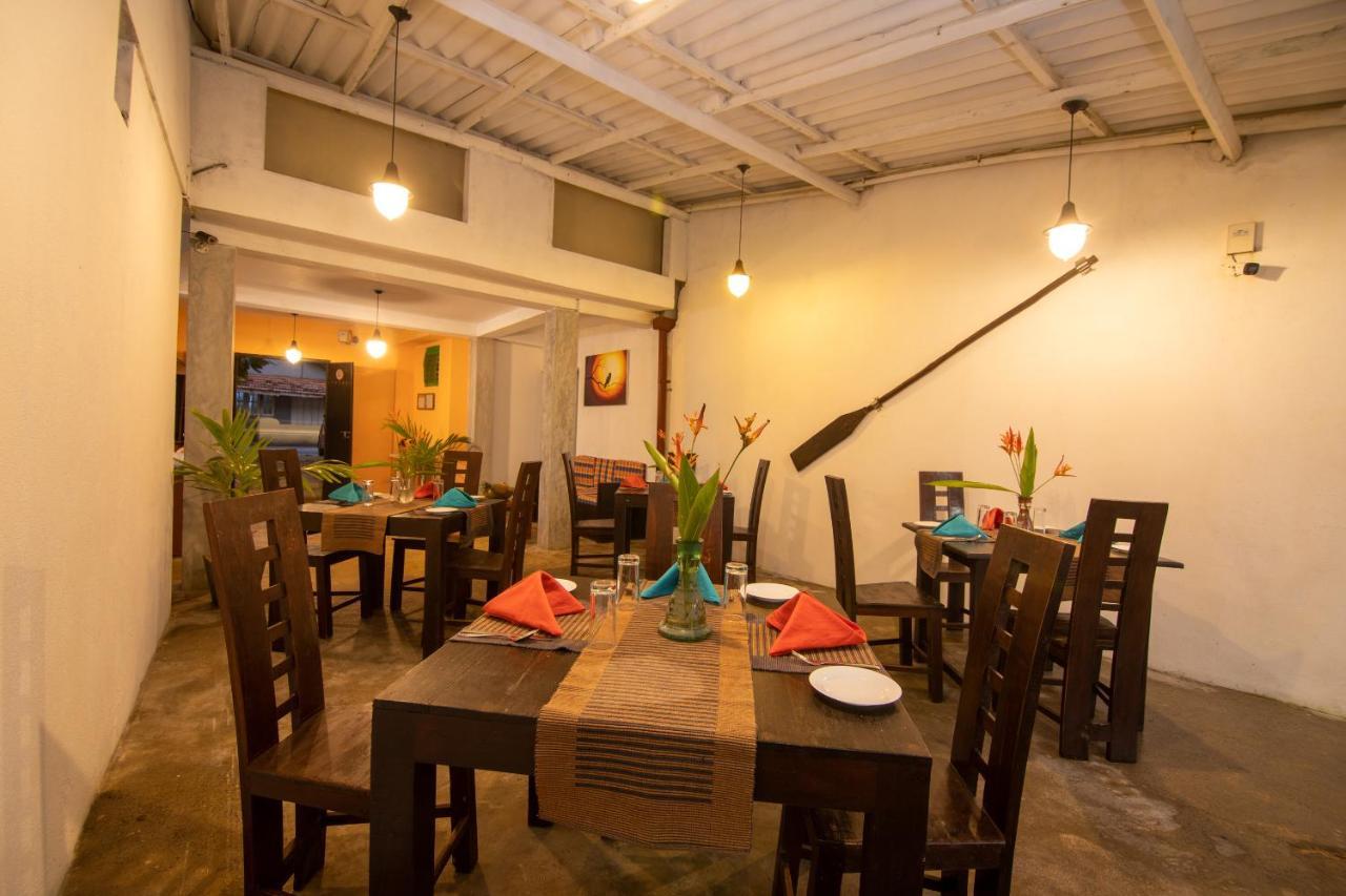 Happy Beach Villa Resort Unawatuna Ngoại thất bức ảnh
